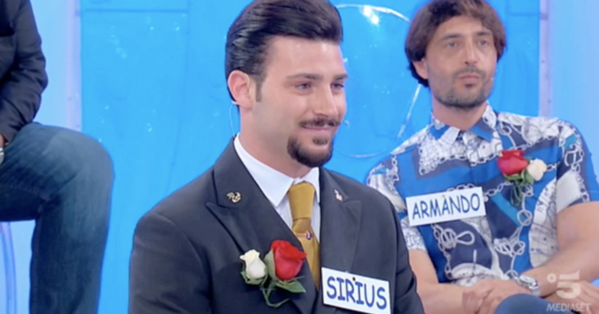 Uomini e Donne, spunta blu per Sirius: tutto grazie a Gemma Galgani, fino a dove arriva