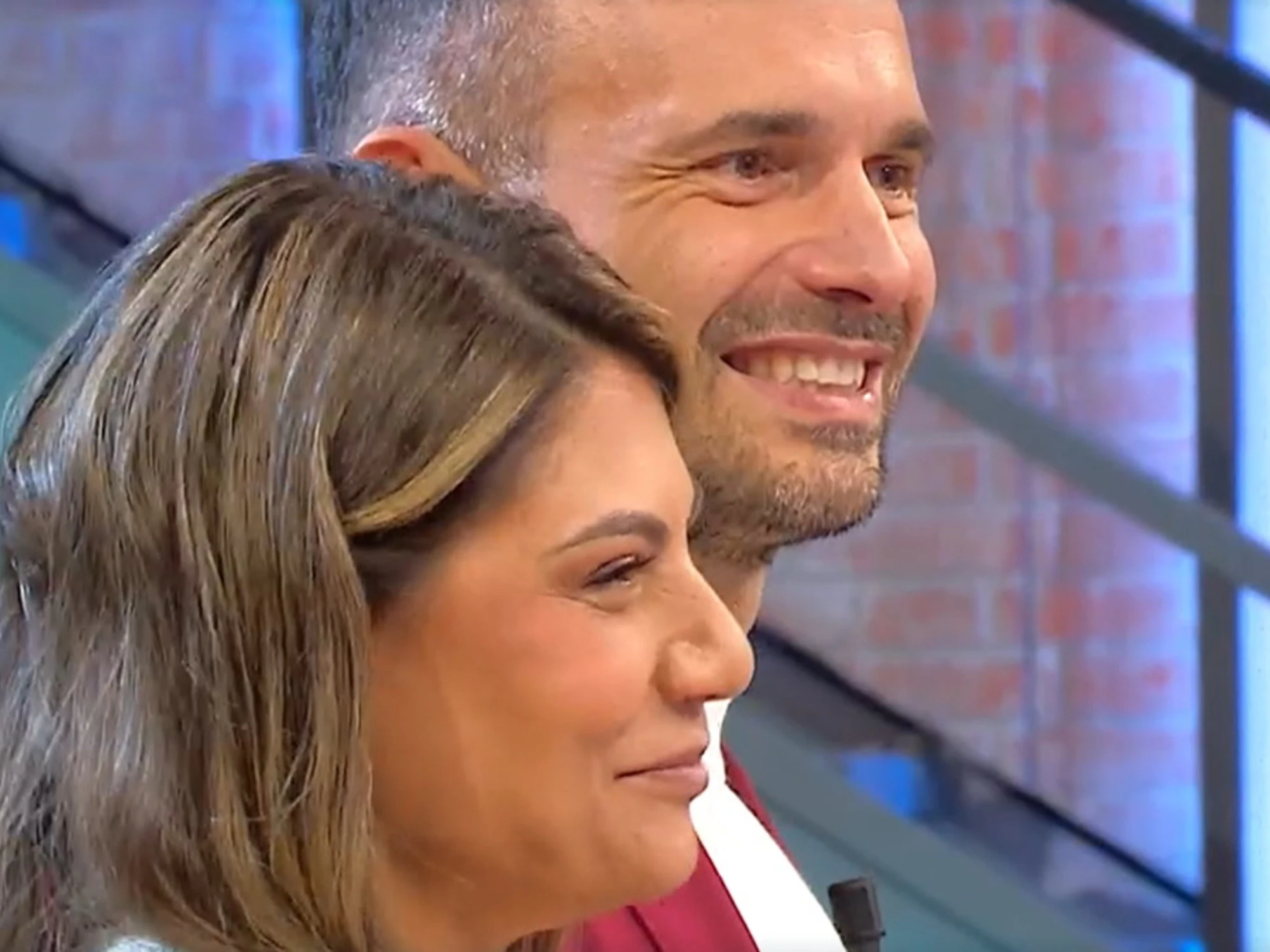 Affari Tuoi, "si chiama Milza?": la moglie scatena il delirio