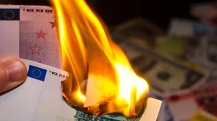 Casa, il Pd vota per l'euro-patrimoniale: ecco quanto dovremo pagare