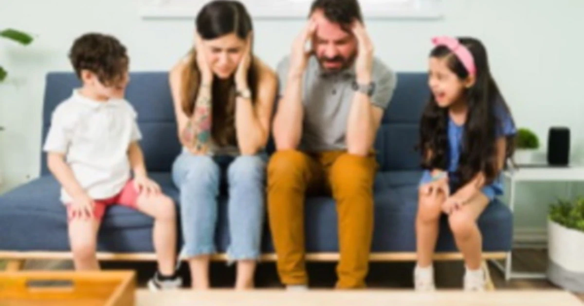 FIGLI FELICI, FORSE… MA GENITORI FRUSTRATI. ECCO I LIMITI DELLA DISCIPLINA DOLCE UN APPROCCIO EDUCATIVO CON MOLTI PUNTI DA MIGLIORARE