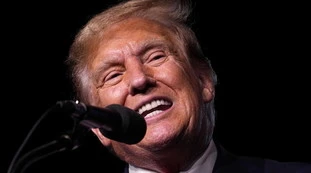 Don Hankey, il venditore d'auto che sgancia 175 milioni per salvare Donald Trump