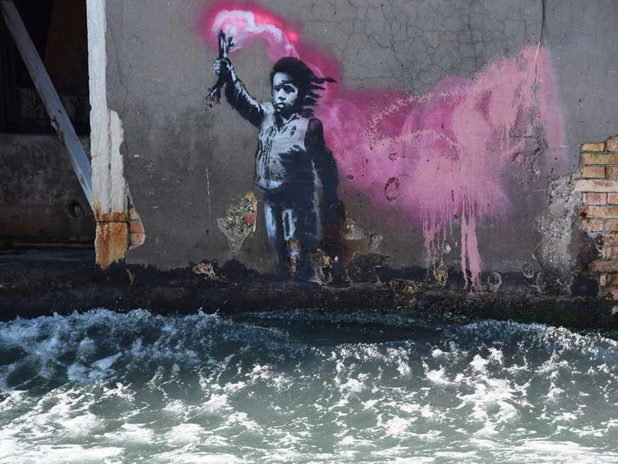 Papa Francesco, Banksy resta in silenzio. Per ora