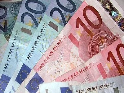 A maggio retribuzioni +1,4% su anno
