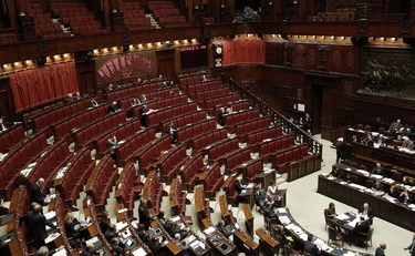 https://media.liberoquotidiano.it/AEa7rfe-QO_JxGcbUpfVW0MxyVEhXTPk12C4z0WbL2U/width:800/quality:90/aW1hZ2VzLzIwMjUvMDkvMTcvMDkwMDA1NTYxLTkzOGZkZTk0LTU4ZDEtNDdkZi04MDYwLTJiOWJhYTNkYzk2OC5qcGc.webp