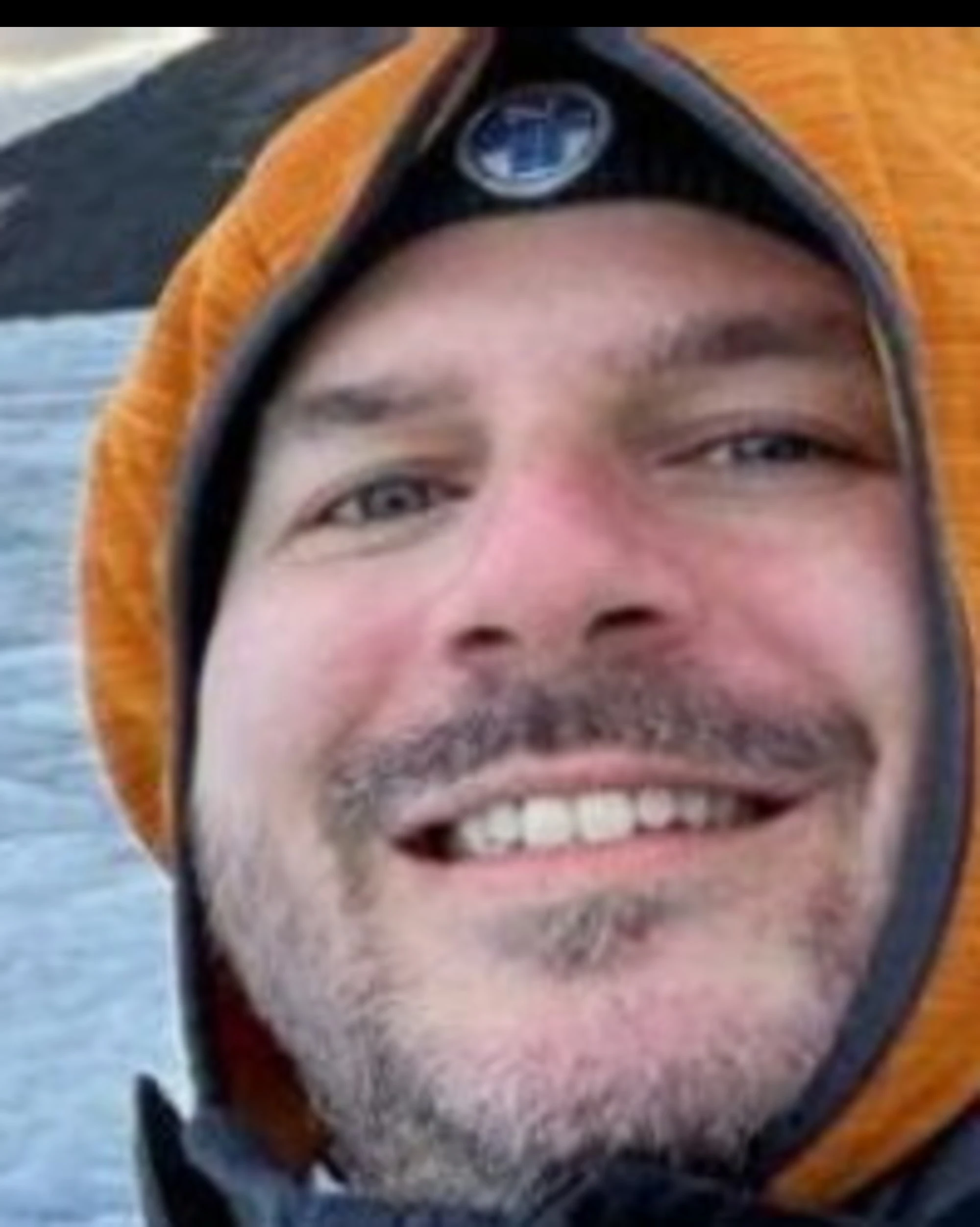 Alaska, Riccardo scivola dal ghiacciaio e muore: "Stava riempiendo la borraccia"