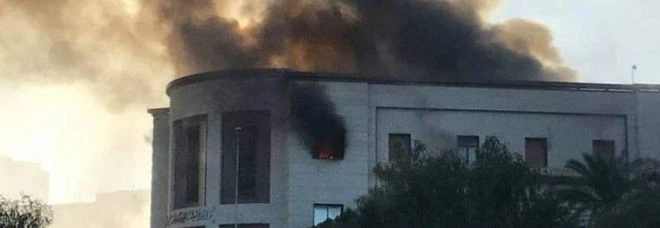 Salta in aria il ministero. Tripoli, terrore a Natale: bombe, vittime e feriti