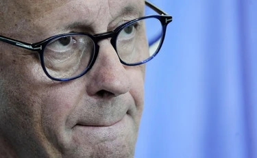 Germania, Merz: "Avremo l'esercito più forte di tutti"