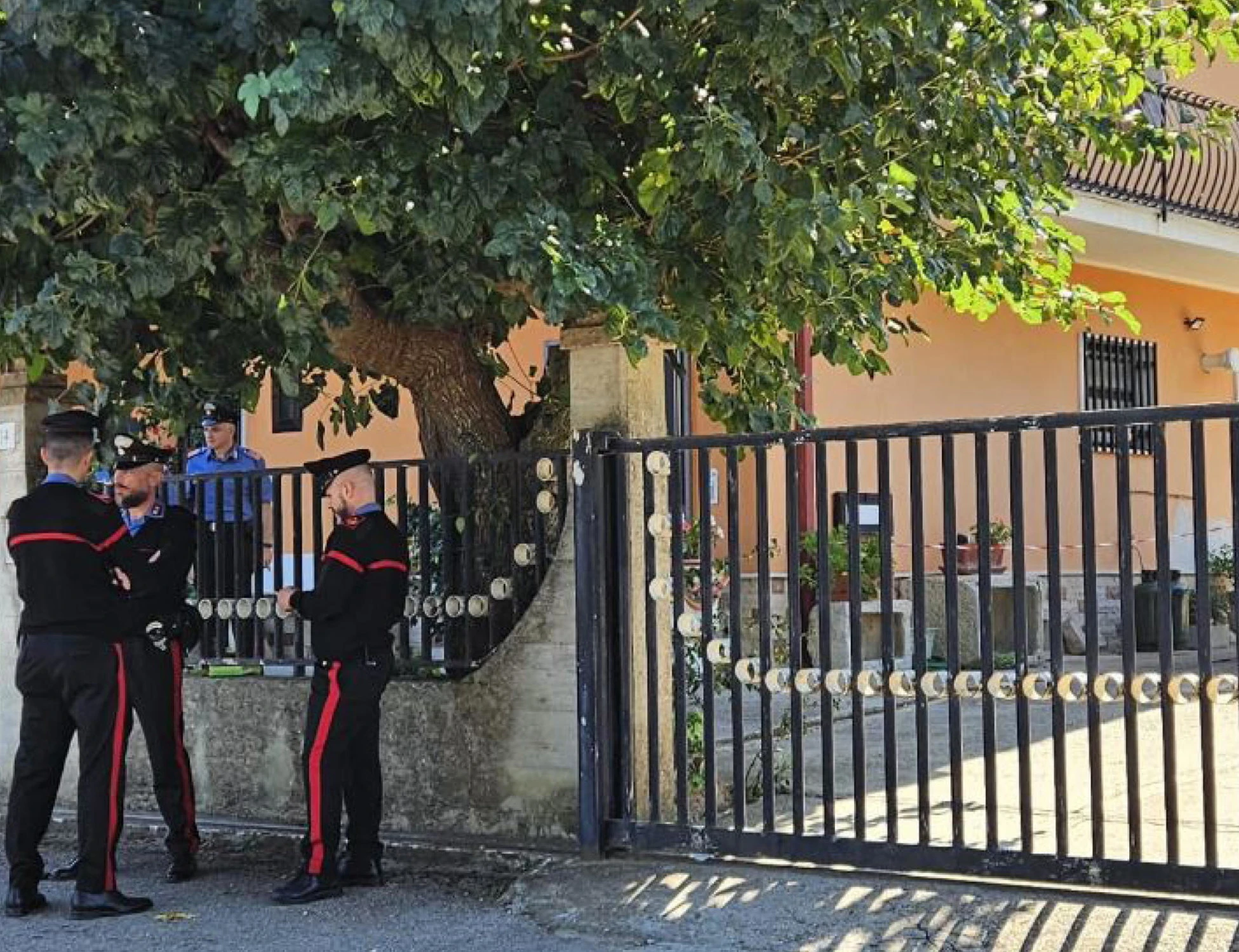 Benevento, uccide la moglie a sassate e si dà alla macchia