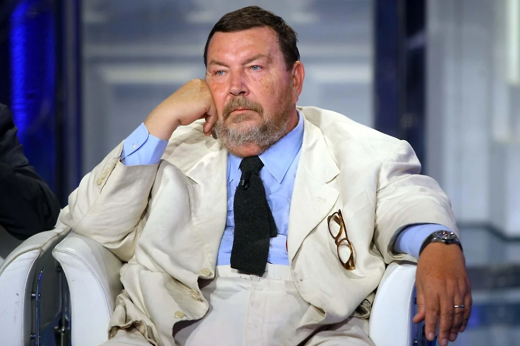 La voce su Giuliano Ferrara: "Lascerà il Foglio il 28 gennaio"