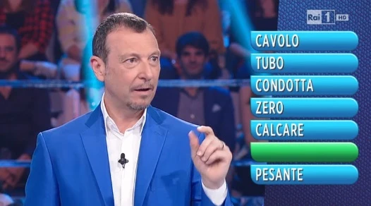 Marco Liorni, l&apos;indiscrezione: a L&apos;eredità al posto di Amadeus il prossimo anno