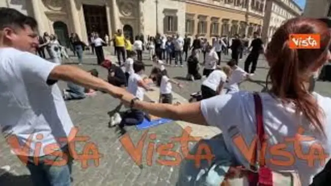 Leggi l'articolo: Flash Mob a Montecitorio sulla prevenzione contro il rischio infarto