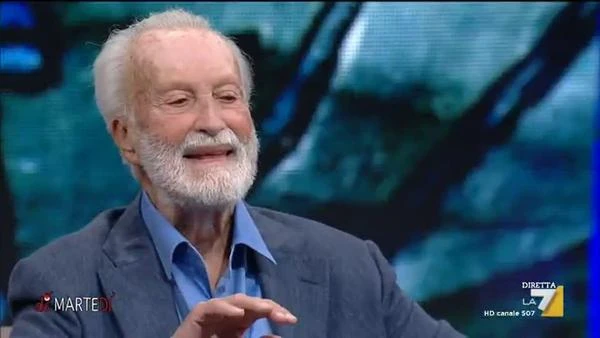 DiMartedì, vergogna di Eugenio Scalfari: "Matteo Salvini vuole la dittatura. D'altronde, quelli fatti così..."