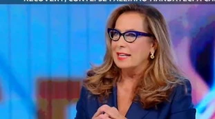 Cesara Buonamici a Stasera Italia: "Renzi, ma che vantaggio ha a stare fuori? I sondaggi di Italia Viva..."