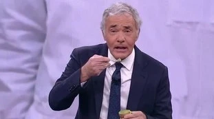 Non è l'arena, il professor Bressanini contro Giletti: "Perché non vado al suo circo"