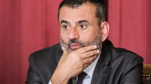 Sinistra, un campanello d'allarme: da Bari a Palermo impone la sua narrazione