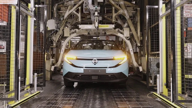 La terza generazione della Nissan Leaf guarda al futuro