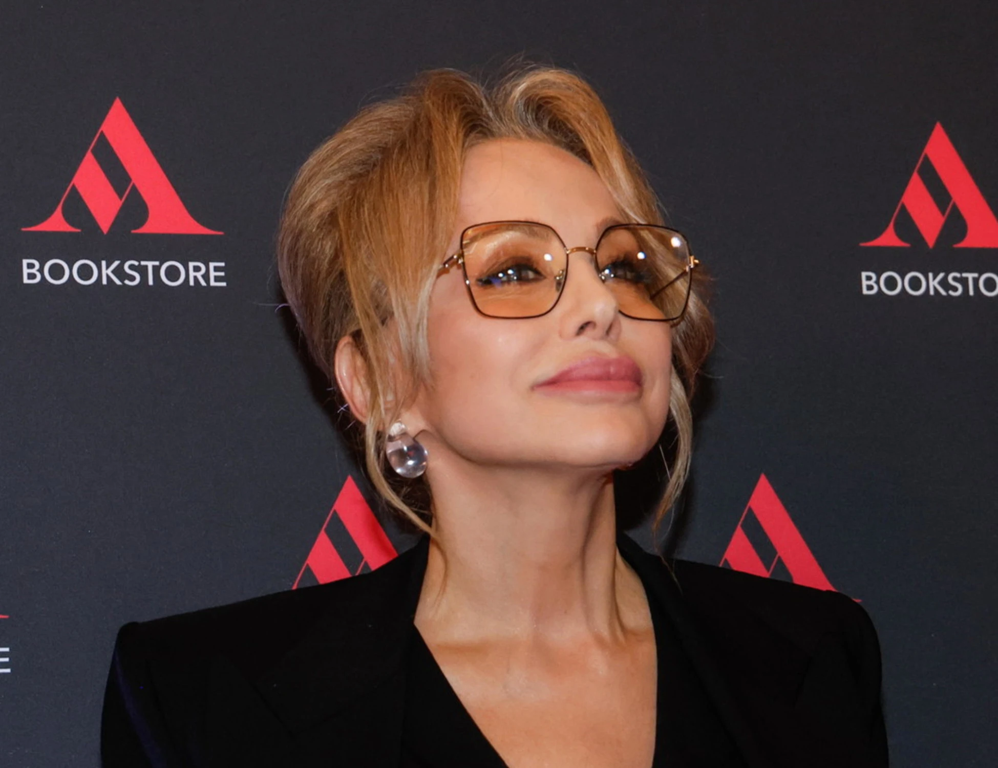Marina Berlusconi, magistrati e manettari tornano a dare la caccia alla famiglia del Cav