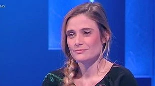 Immigrazione, Giorgia Linardi di Sea Watch: "Abolire i decreti sicurezza, mi aspettavo tempi più rapidi"