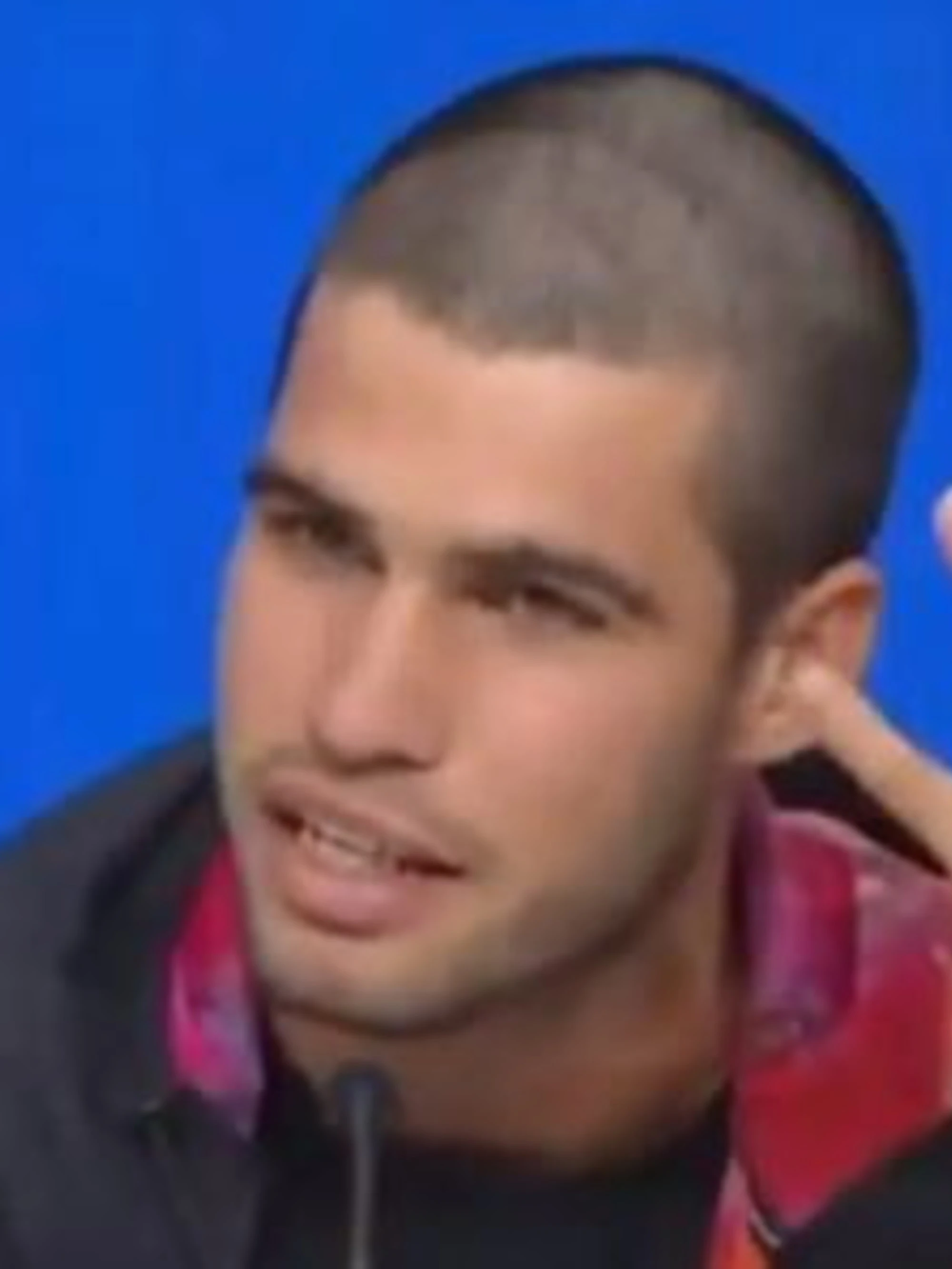 Carlos Alcaraz e l'inglese? "Venivo tutto sudato": sconcertante