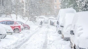 Meteo-inferno di Natale, tra poche ora il picco di freddo e le precipitazioni: dove e quando