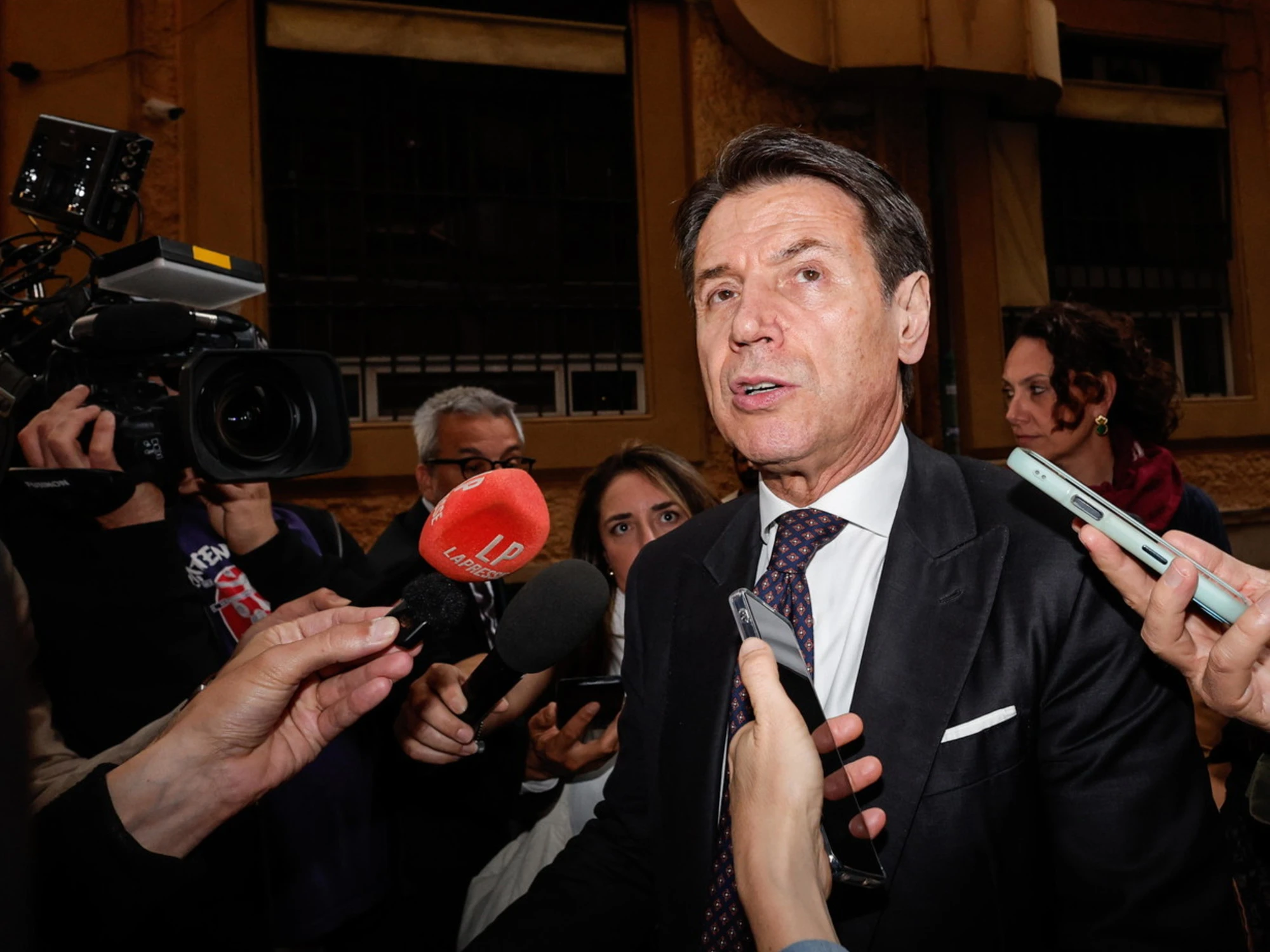 Giuseppe Conte spregiudicato: "Benissimo...", ecco chi è pronto ad imbarcare