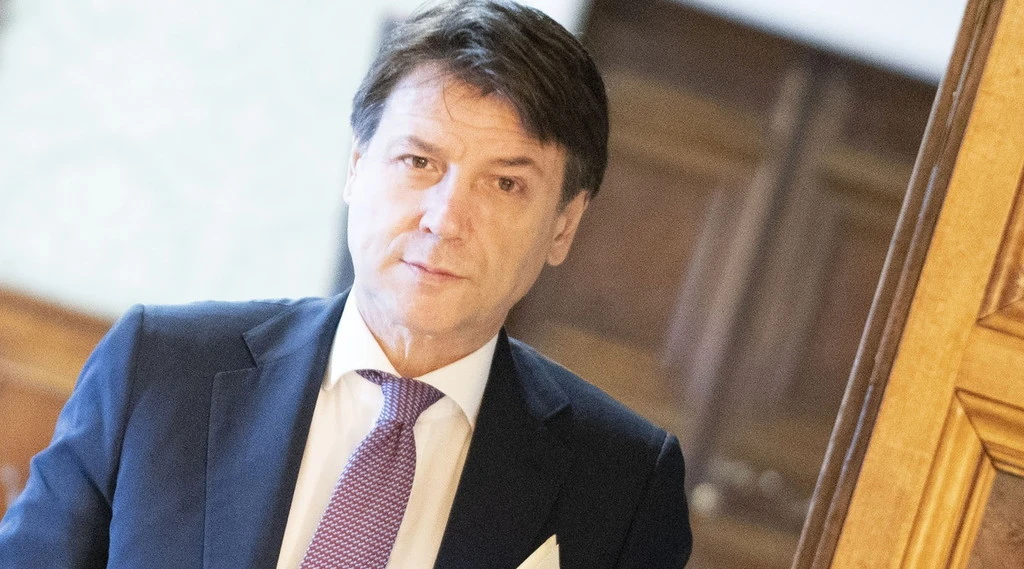 Mes, Giuseppe Conte si difende: "Ho una sola parola, la mia posizione non è cambiata"