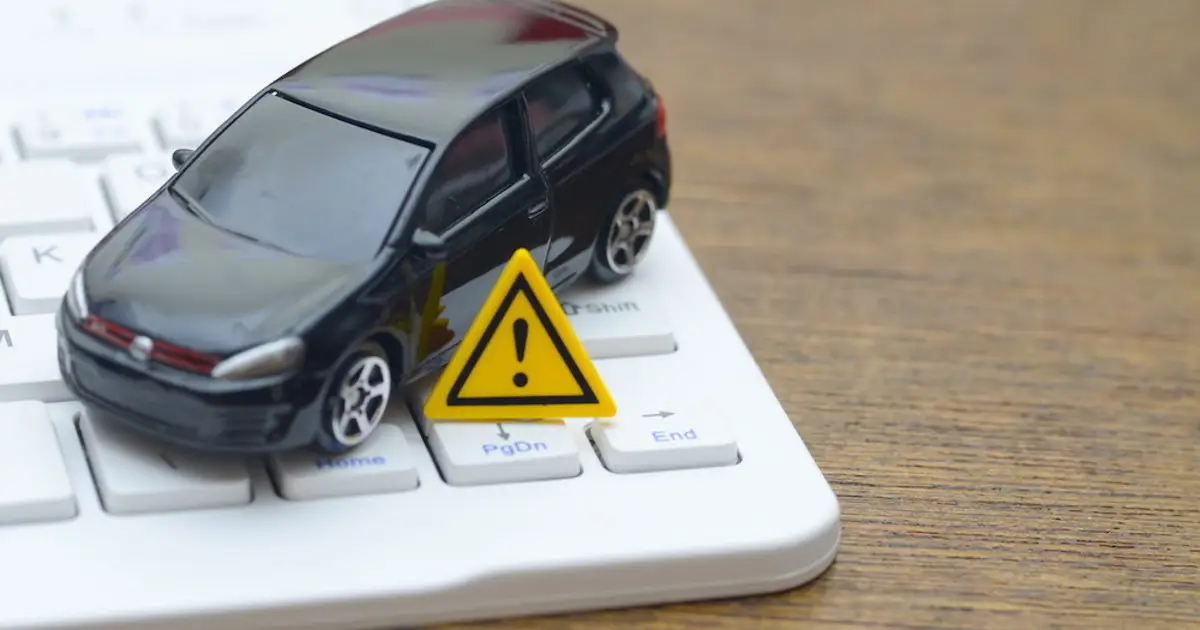 Allarme auto a noleggio: la truffa viaggia sempre più on line