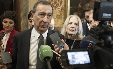 Beppe Sala vittima dei compagni e di se stesso: a Milano è partita la campagna elettorale