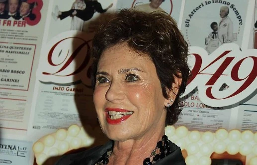 Corinne Clery, verità erotiche a 66 anni: "Com'è la vita con il mio fidanzato ragazzino"