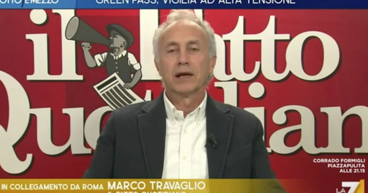 Otto e mezzo, la profezia nera di Marco Travaglio: "Green pass obbligatorio, problema enorme, cosa ci aspetta"