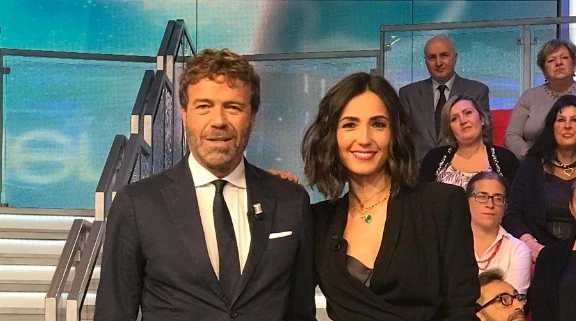 Vieni da me, Massimo Ciavarro racconta il suo dramma: "Perché ho dovuto iniziare a lavorare a 14 anni"