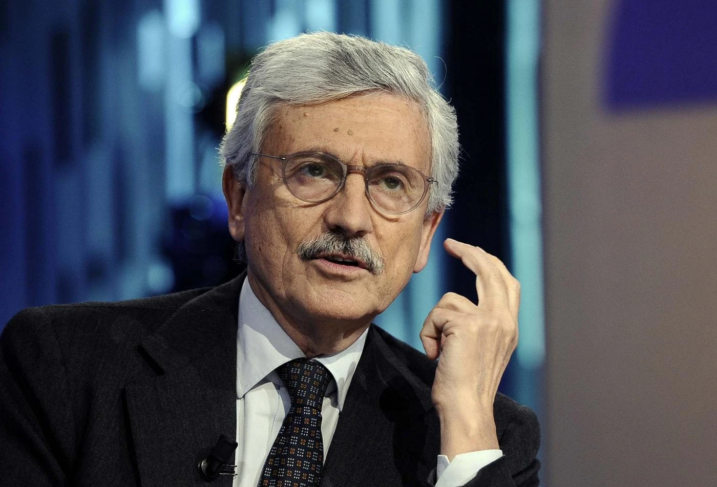 Massimo D'Alema, il diktat che fa infuriare gli ex vendoliani: "Nicola Fratoianni non si candida"