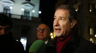 Nello Musumeci, sui migranti la prima vittoria sul Viminale: trasferiti mille clandestini da Lampedusa