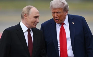 Vertice Anchorage, "Trump ha perso la faccia": il delirio della sinistra
