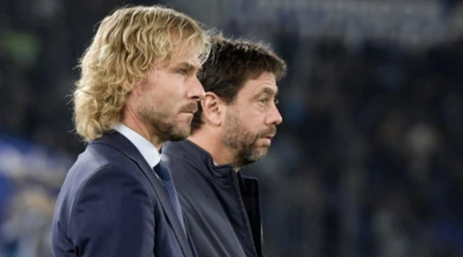 Juventus, l'ora della rivoluzione. Agnelli stufo, cambia tutto: prende il "mago del mercato"