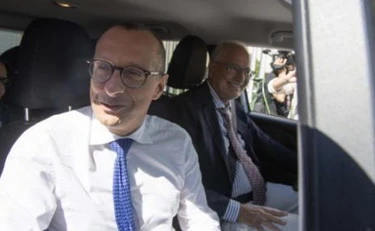 Ricci ringrazia Conte? Travolto dagli insulti: "Avete perso la faccia"