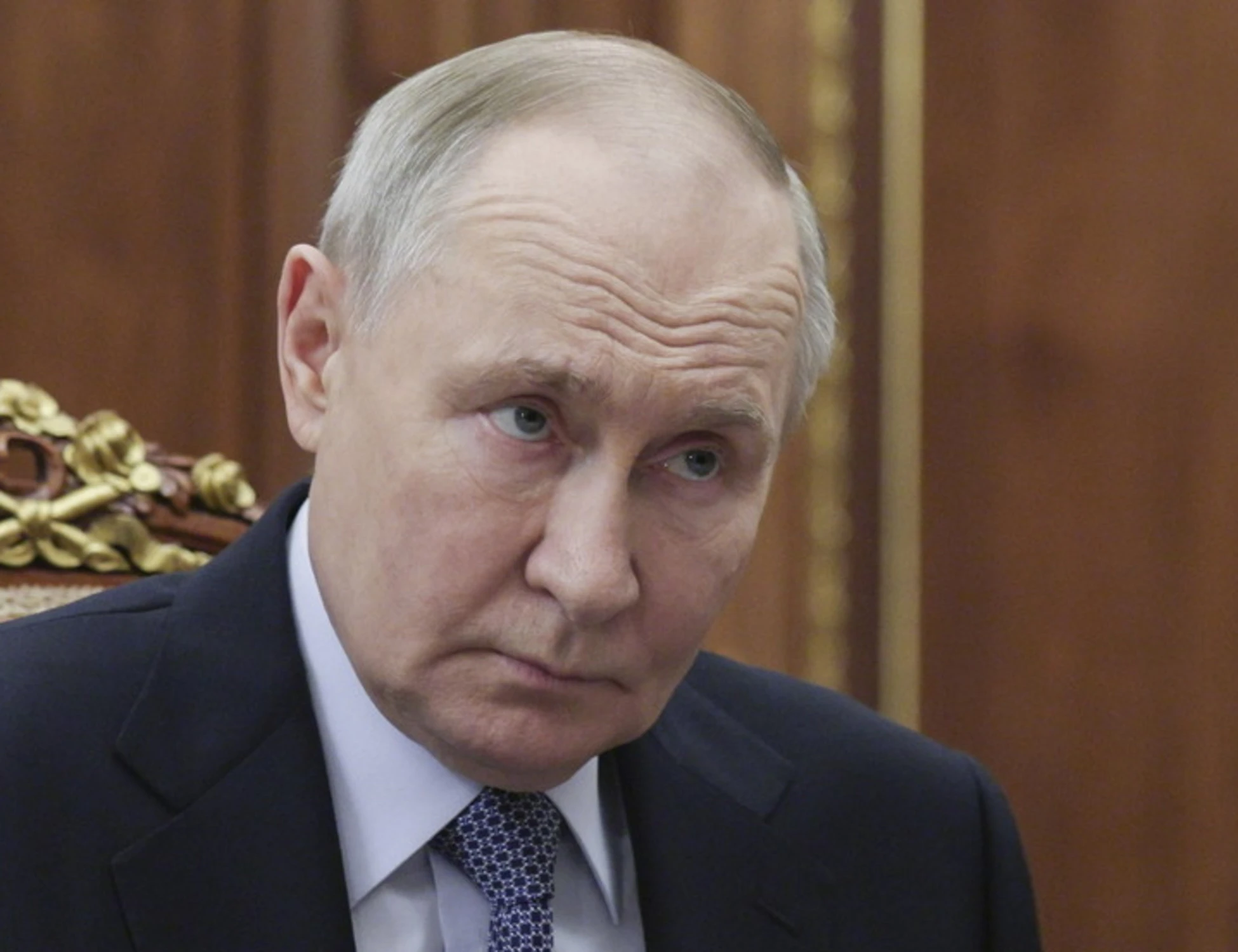 Vladimir Putin all'angolo? Segnali d'allarme dal Cremlino