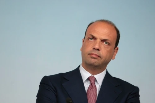 Angelino Alfano vicepremier e ministro dell'Interno 