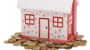 Patrimoniale sulla casa, la sorpresa-horror nascosta in manovra: quanto si paga, ecco le cifre della stangata