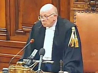 Bufera su Esposito, l'ira del Pdl Lui: intervista manipolata
