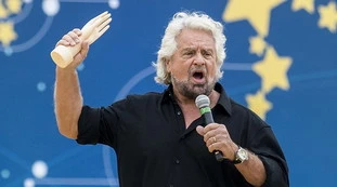 Beppe Grillo, Dagospia: "La prossima settimana il video, ok all'alleanza M5s-Pd alle Regionali"