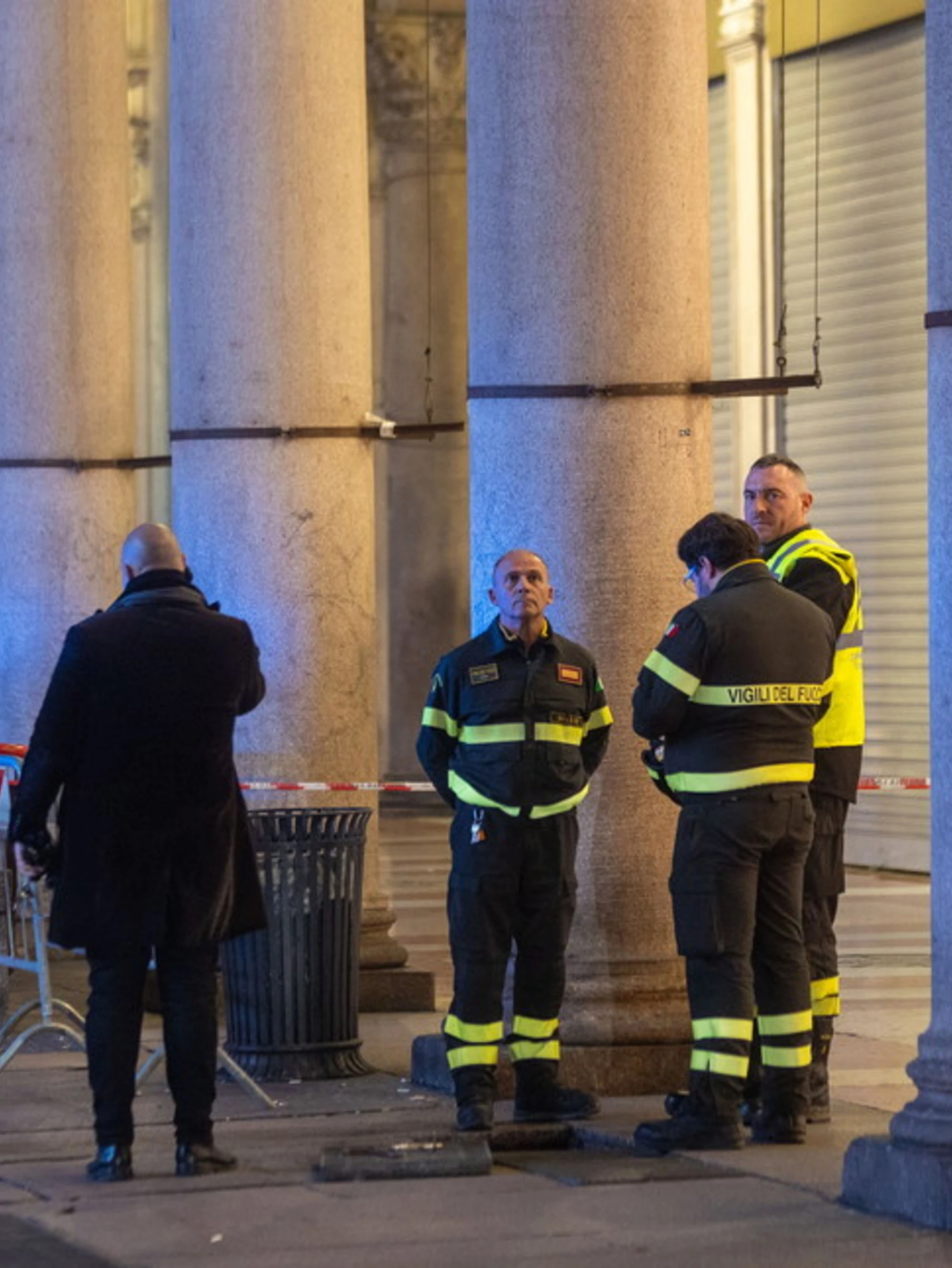 Milano, la morte orribile di una donna nel garage di un hotel: schiacciata tra l'auto e l'ascensore