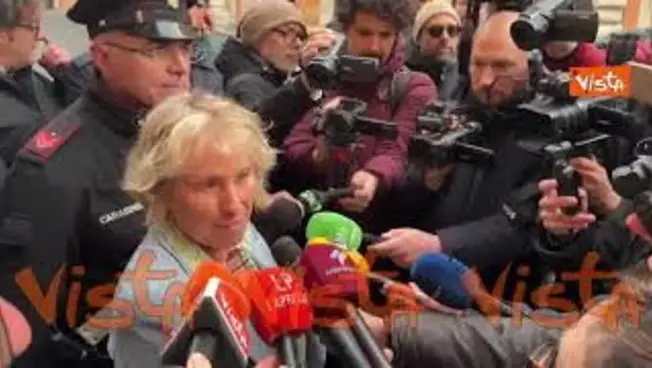 Leggi l'articolo: Stefania Craxi nuovo capogruppo FI al Senato: Marina Berlusconi non è adusa a mettere becco