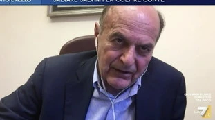 Otto e Mezzo, Pier Luigi Bersani: la metafora su Renzi e l'affondo ai 5S, "Conte? Lo sostengo più io che loro"
