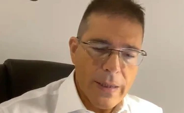 https://media.liberoquotidiano.it/B4mU5a4z9WG9_rH0IPGTStScBYtIk-Fpy3WFmUo1fW0/width:800/quality:90/aW1hZ2VzLzIwMjUvMDkvMDUvMDYzNjQ3NjY5LTIwYjE1MGNiLTdkYzMtNDI4OS1hMDZmLTFlNTY1YjFmYjcyMC5qcGc.webp