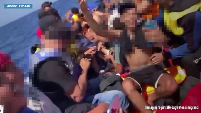 Traffico di migranti tra Tunisia e Italia, 10 misure cautela