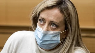 Giorgia Meloni, il plauso a Massimo Cacciari: "Gli riconosco l'onestà intellettuale che manca alla sinistra"