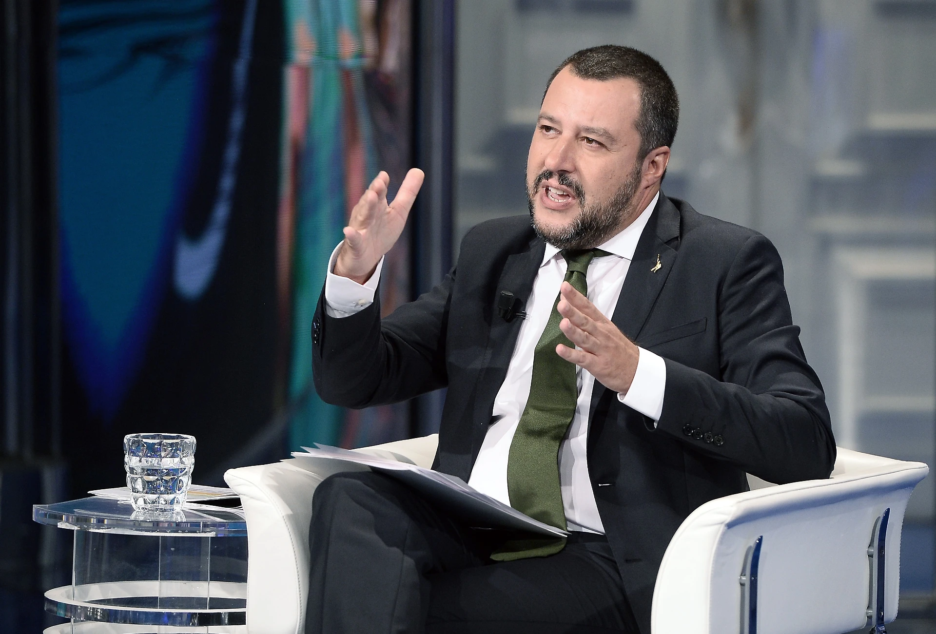 Matteo Salvini, l'annuncio a Porta a porta sulla riforma Fornero: "In pensione al massimo a 62 anni"