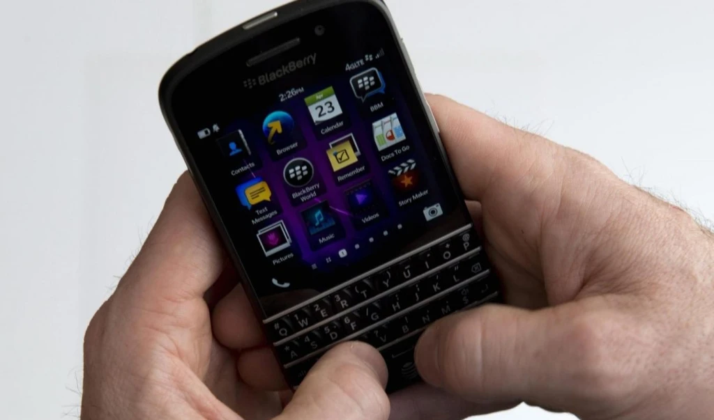 Lo smartphone pensiona gli smsPrimo calo dei &quot;messaggini&quot;da quando esistono i cellulari