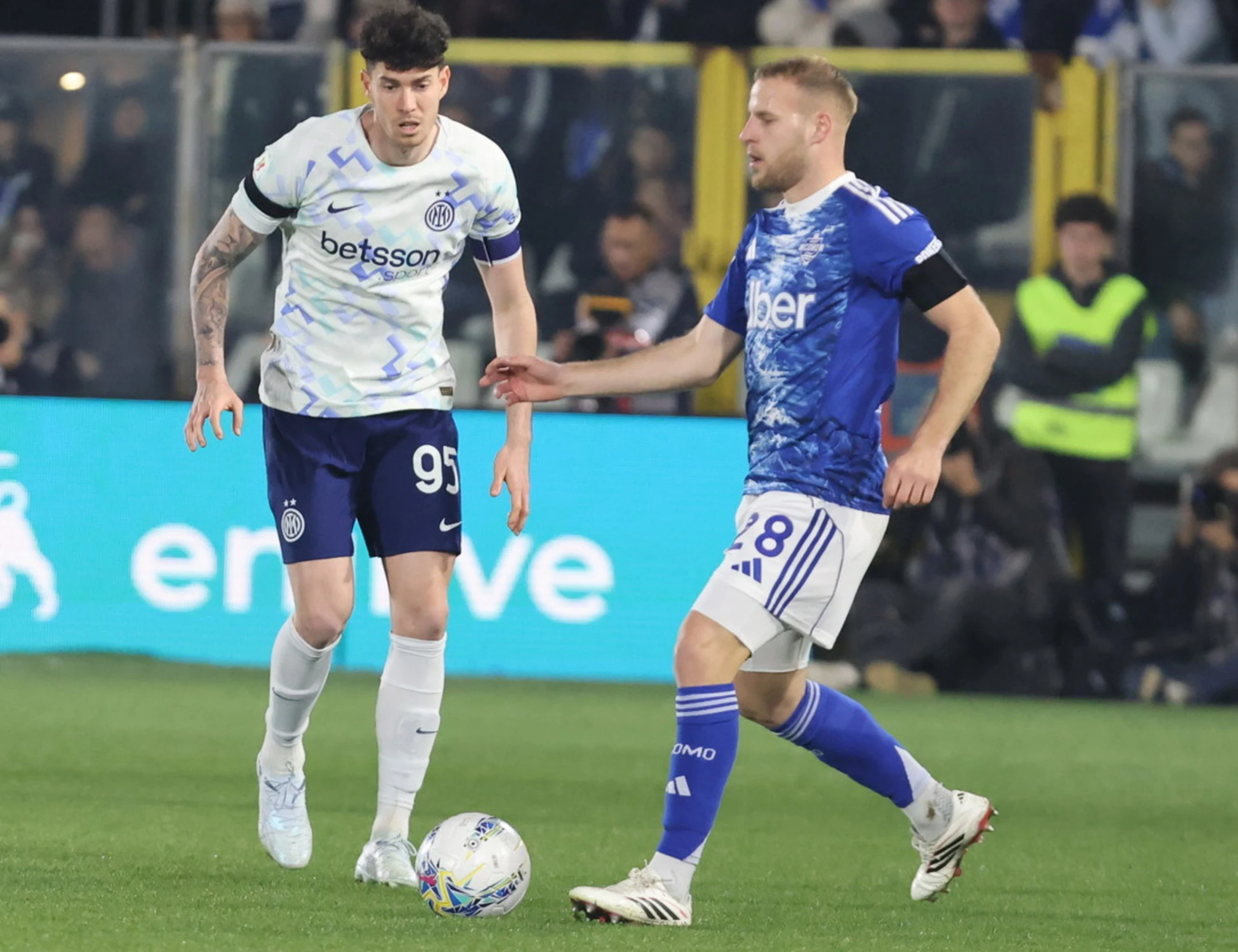 Inter, 0 a 0 col Como all'andata: si gioca tutto al ritorno